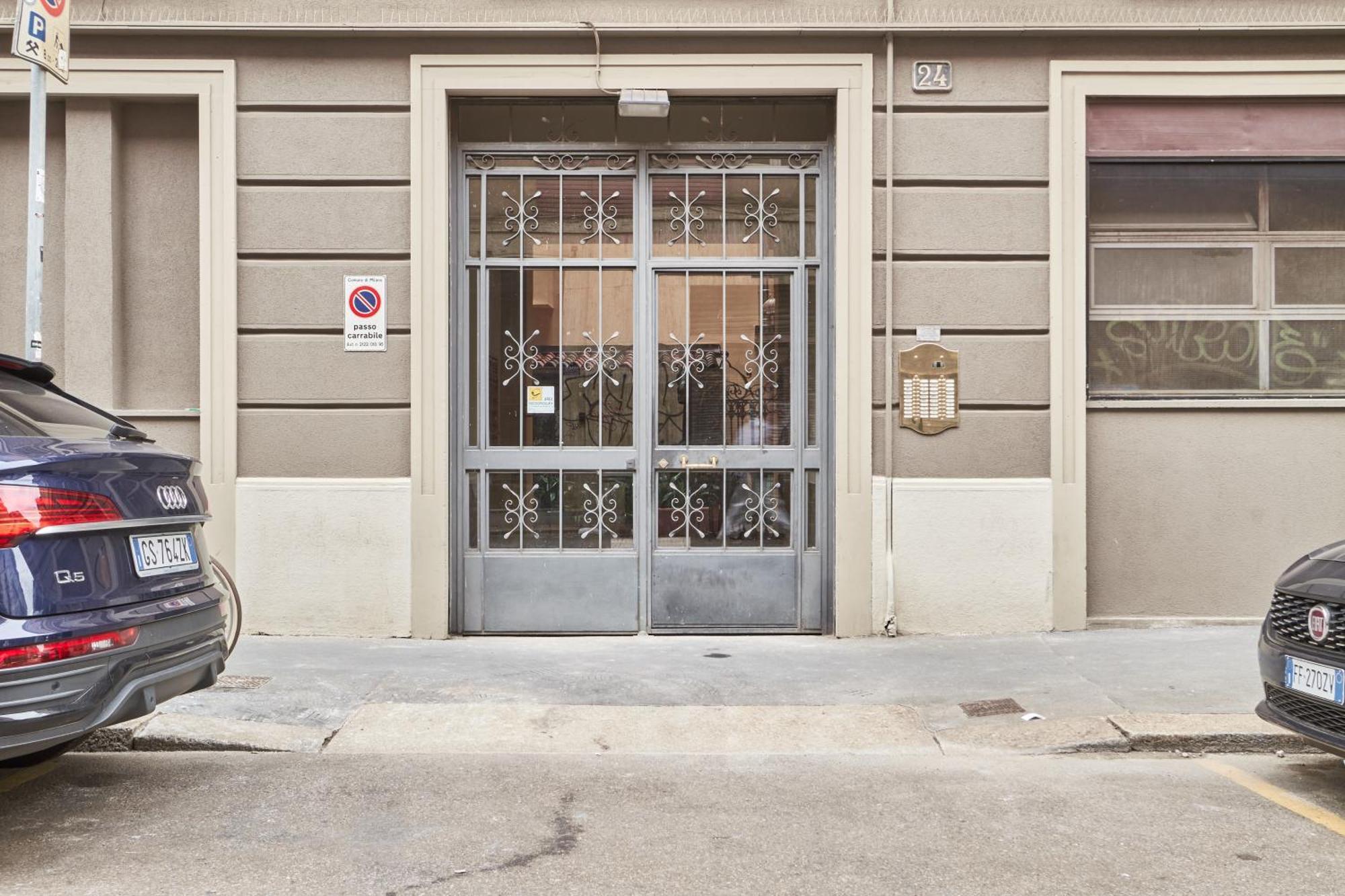Elegante Appartamento Minimal Dai Tocchi Botanici Milano Exterior foto