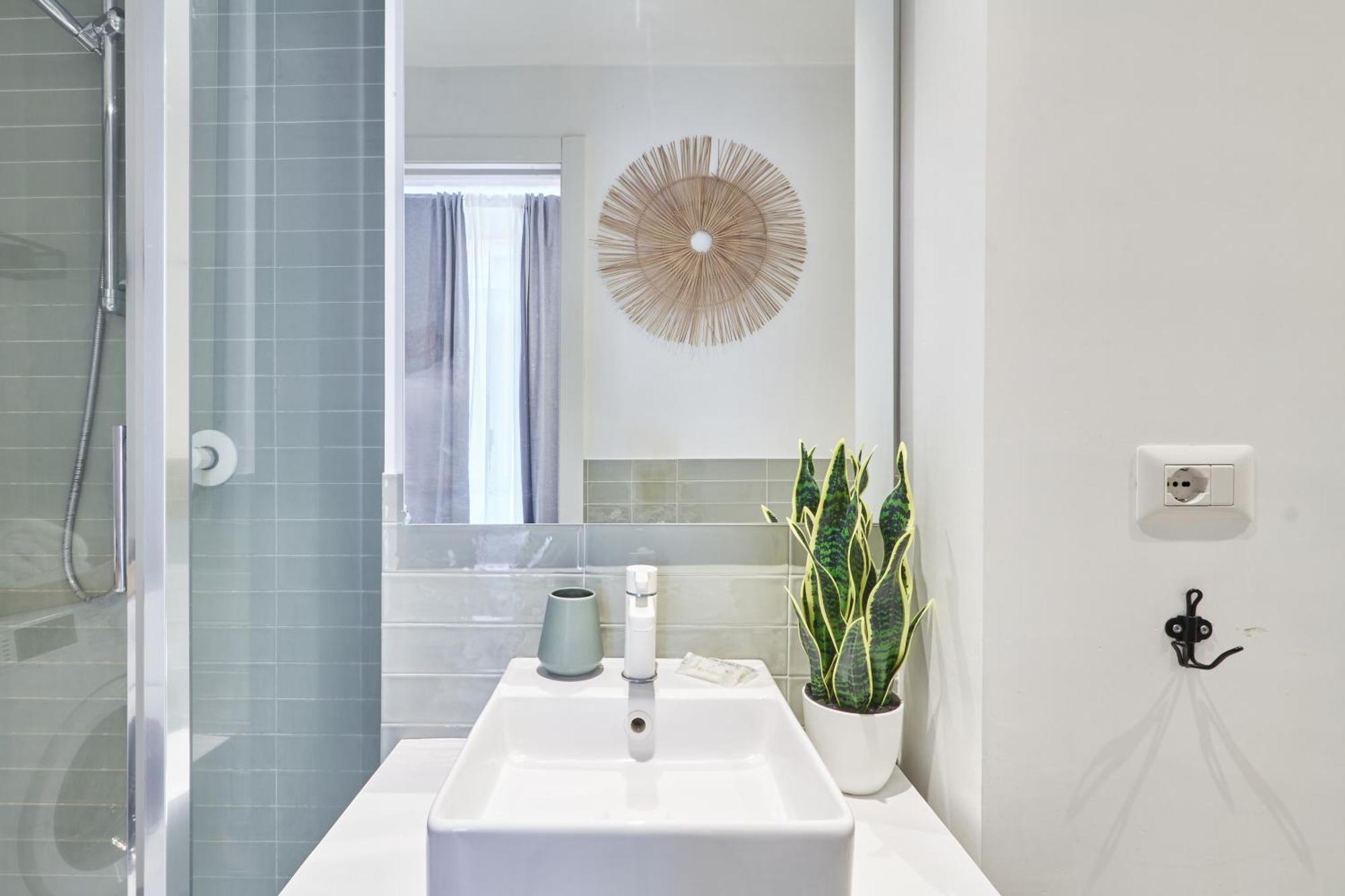 Elegante Appartamento Minimal Dai Tocchi Botanici Milano Exterior foto