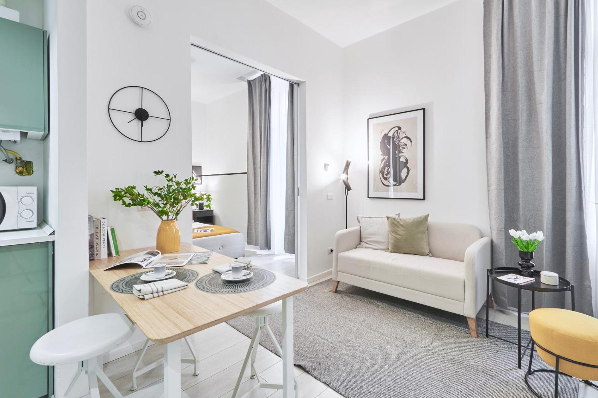 Elegante Appartamento Minimal Dai Tocchi Botanici Milano Exterior foto